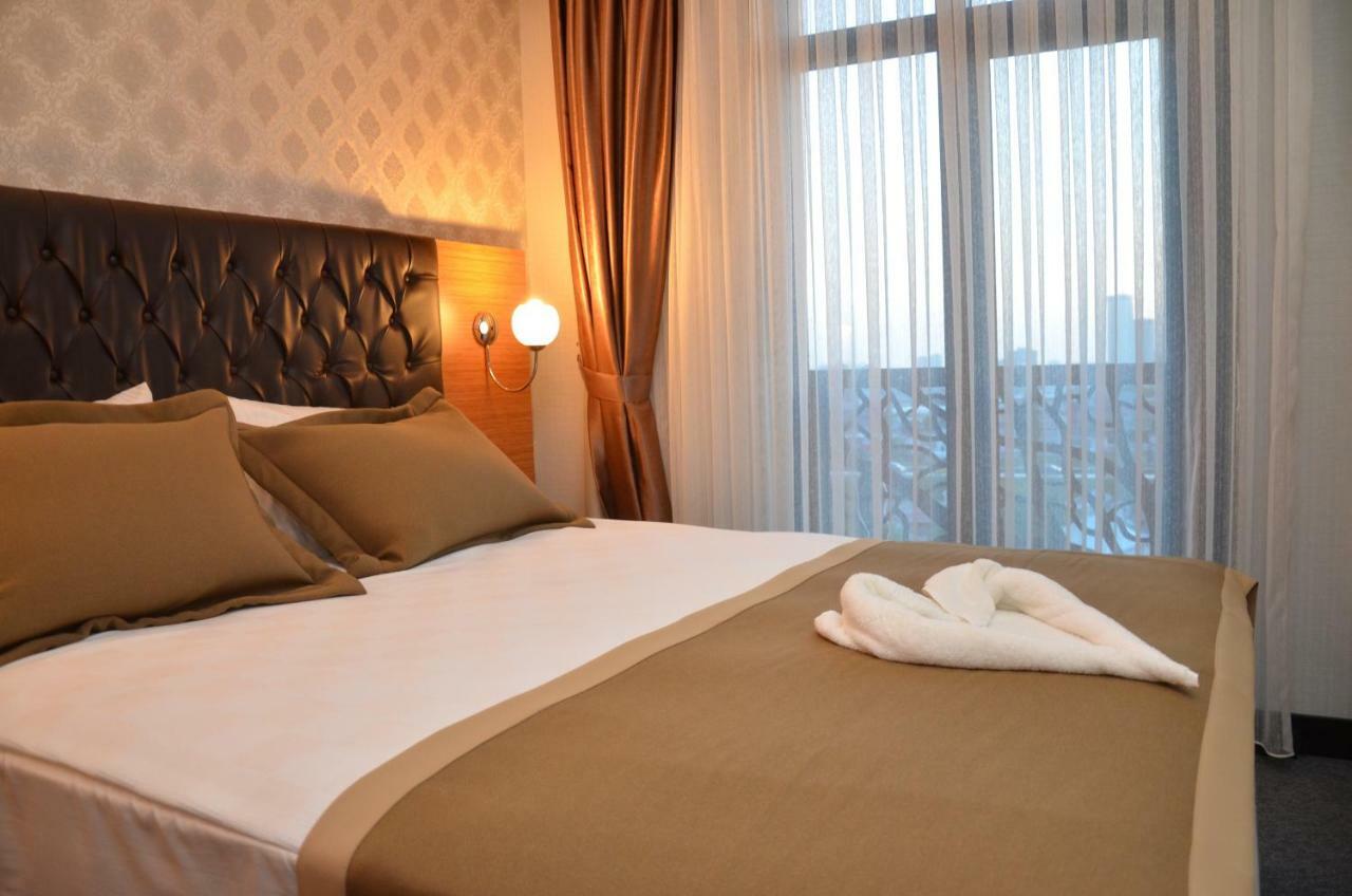 Grand Lark Hotel Адалар Экстерьер фото